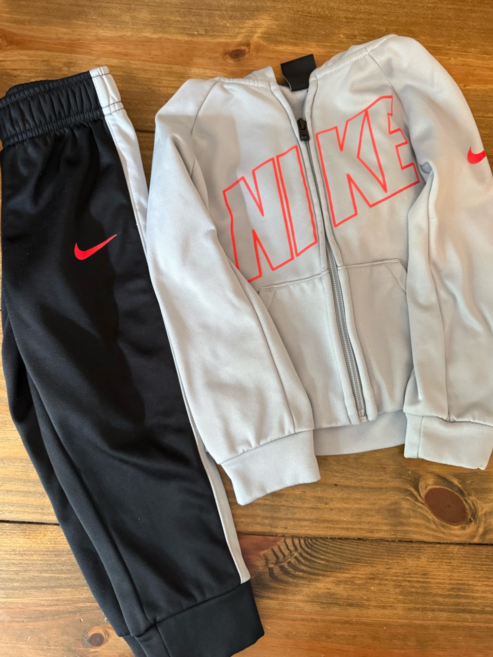 Nike Kids Light Gray Zip Hoodie and Black Joggers Outfit, Size 3T, Toddler Nike